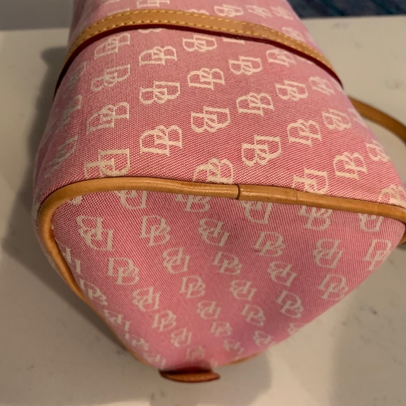 Dooney & Bourke - Women’s Barrel Bag / Purse NWOT - Picture 6 of 14